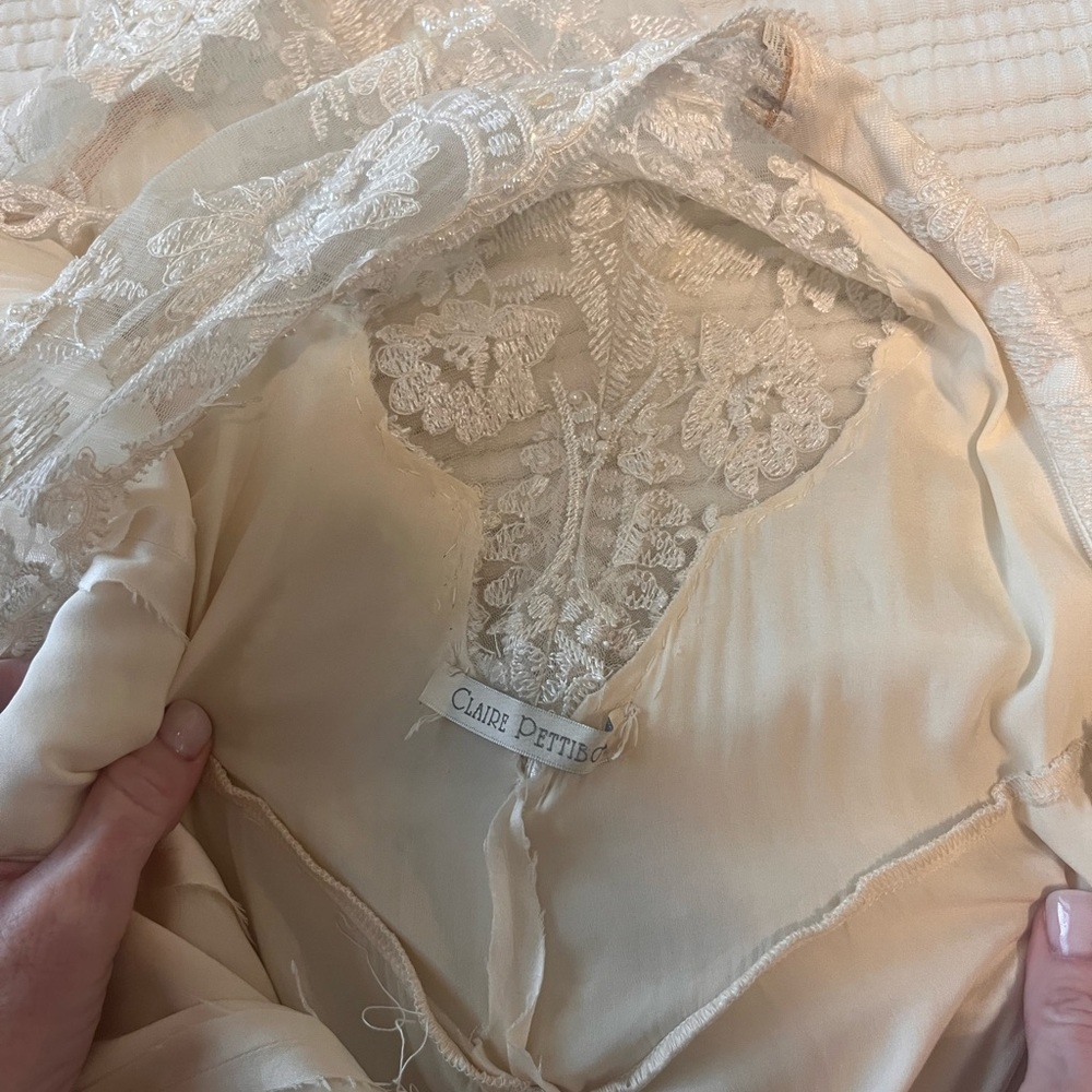 Vintage couture Claire Pettibone wedding dress French silk and beads - Picture 5 of 16